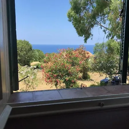 Residenza Crivo Паргелия