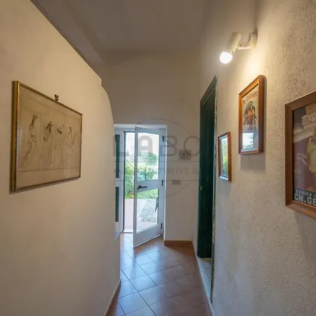 Residenza Crivo 3* بارغيليا